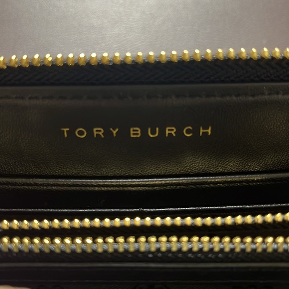 Tory Burch Alexa Zip Continental Wallet in Black - Picture 5 of 6